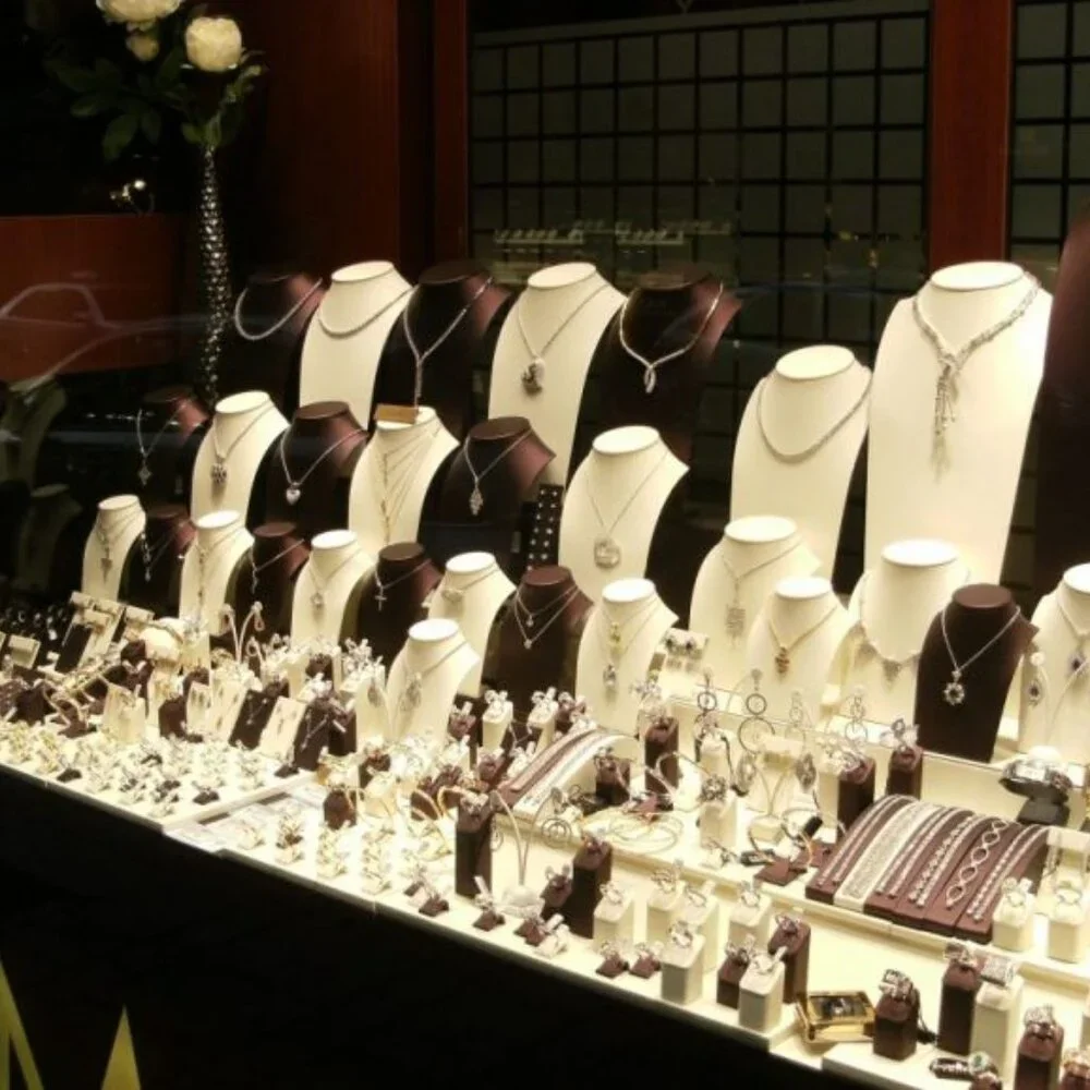 HOP ON THE SPEED TRAIN 🚆 FAST PACED SHOPPING EXTRAVAGANANZA 🚆 LIKE NOW 🚆 - Picture 7 of 16